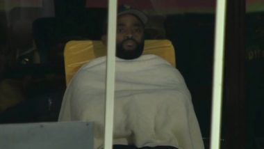 Temba Bavuma Wrapped In Towel Picture Go Viral: नीदरलैंड के खिलाफ मैच के दौरान तौलिया में लिपटे टेम्बा बावुमा की तस्वीर वायरल, फैंस ने शेयर किया मजेदार मीम्स