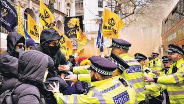 VIDEO: नहीं सुधरेंगे खालिस्तानी! लंदन में भारतीय दूतावास के बाहर किया विरोध प्रदर्शन, भारी पुलिस बल तैनात