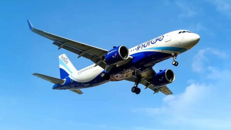 IndiGo Flight Bomb Threat: चेन्नई-मुंबई इंडिगो फ्लाइट को बम से उड़ाने की धमकी के बाद मचा, जांच शुरू