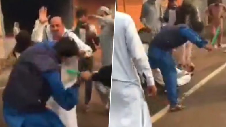 Ugly Fight Video: पाकिस्तानी पॉलिटिकल नेताओं ने चुनाव प्रचार के दौरान की घटिया लड़ाई, देखें वायरल वीडियो