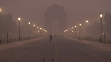 Delhi Air Pollution: दिल्ली में वायु गुणवत्ता 'गंभीर' श्रेणी 400 पर बनी हुई है (देखें वीडियो)