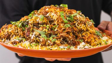 Fighting Over Biryani: नए साल की पूर्व संध्या पर होटल में अधपकी बिरयानी के लिए जमकर हुआ बवाल, हैदराबाद पुलिस ने छह को किया गिरफ्तार, देखें विडियो