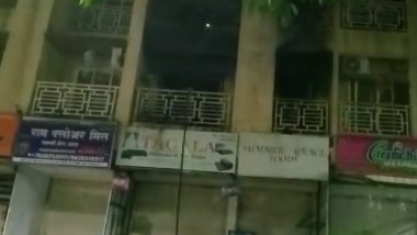 Mumbai Building Catches Fire: ठाणे के घोड़बंदर रोड पर इमारत की पहली मंजिल पर लगी भीषण आग, एक परिवार के दो लोगों की मौत