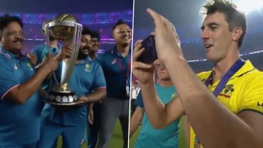 Cummins Hands WC Trophy To Australian Support Staff: पैट कमिंस ने ऑस्ट्रेलियाई सपोर्ट स्टाफ को सौंपी विश्व कप 2023 की ट्रॉफी, और फिर फ़ोन से खीचीं उनकी तस्वीर