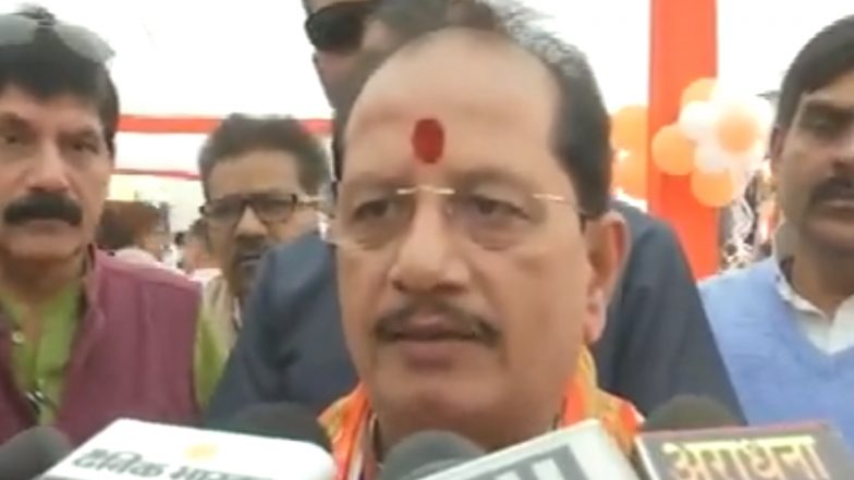 Bihar: विपक्ष के नेता विजय कुमार सिन्हा ने नीतीश-लालू को घेरा, पूछा- आज अंतिम पंक्ति में बैठने वाले व्यक्ति को अंतिम पंक्ति में बैठाने वाला कौन है?