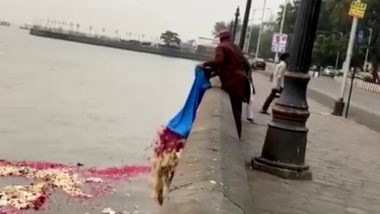 Mumbai: गेटवे ऑफ इंडिया के पास समुद्र में फेंका कचरा, BMC ने लगाया 10 हजार रुपये का जुर्माना