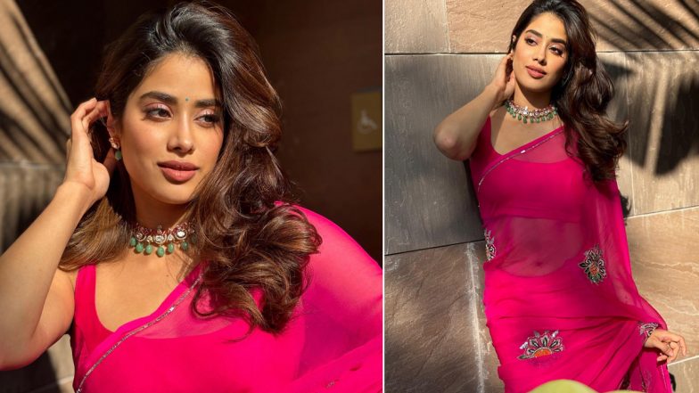Janhvi Kapoor का हॉट लुक, रेड साड़ी में दिए स्टनिंग पोज, खुले बालों ने यूजर्स को बनाया दीवाना (View Pics)