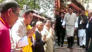 Bhutan King India Visit: भूटान के राजा जिग्मे खेसर ने गुवाहाटी में कामाख्या मंदिर में की पूजा, देखें VIDEO