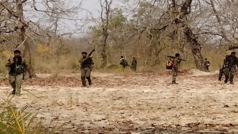 Chhattisgarh Encounter: छत्तीसगढ़ के सुकमा में मतदान के बीच नक्सलियों के साथ मुठभेड़, तीन सुरक्षाकर्मी घायल