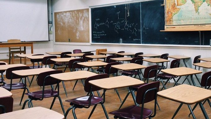 Ahmedabad Schools Bomb Threat: दिल्ली-NCR के बाद अब अहमदाबाद के सात स्कूलों को मिला धमकी भरा ईमेल, जांच में जुटी पुलिस