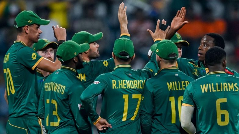 IND vs SA, World Cup 2023 Live Score Update: टीम इंडिया को लगा पहला बड़ा झटका, सलामी बल्लेबाज रोहित शर्मा हुए आउट