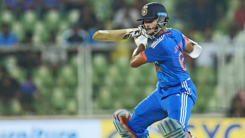 Yashasvi Jaiswal Half Century: सलामी बल्लेबाज यशस्वी जयसवाल ने जड़ा ताबड़तोड़ अर्धशतक, टीम इंडिया की धमाकेदार शुरूआत