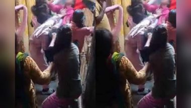 Girls Fight Viral Video: इंस्टा पोस्ट पर कमेंट को लेकर आपस में भिड़ी लड़कियां, हरिद्वार में बीच सड़क हुई मारपीट
