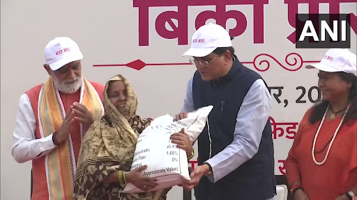 Bharat Atta Launched: आम आदमी को महंगाई से बड़ी राहत! मोदी सरकार ने लॉन्च किया 27.50 रुपये प्रति किलो भारत आटा, बिक्री शुरू- VIDEO