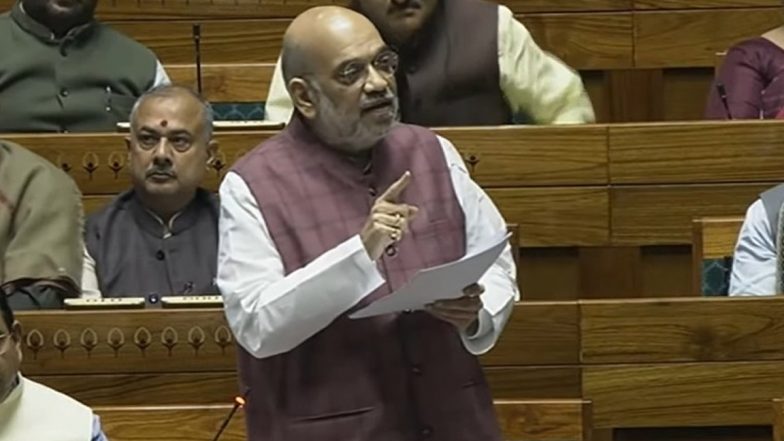 Amit Shah Gets Emotional and Aggressive On PoK: 'नेहरू की गलतियों के कारण बना पीओके, कश्मीर मुद्दे को UN ले जाना ऐतिहासिक भूल', लोकसभा में बोले गृह मंत्री अमित शाह
