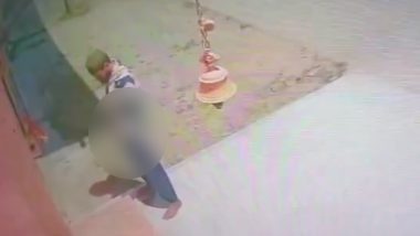 Dehradun: हर्रावाला में मंदिर में पेशाब करने और पत्थर फेंकने के आरोप में व्यक्ति गिरफ्तार, वीडियो वायरल
