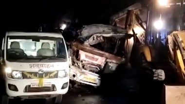 MP Road Accident: गुना जिले में यात्री बस और डंपर के बीच भीषण टक्कर से कई लोग घायल, 11 की मौत