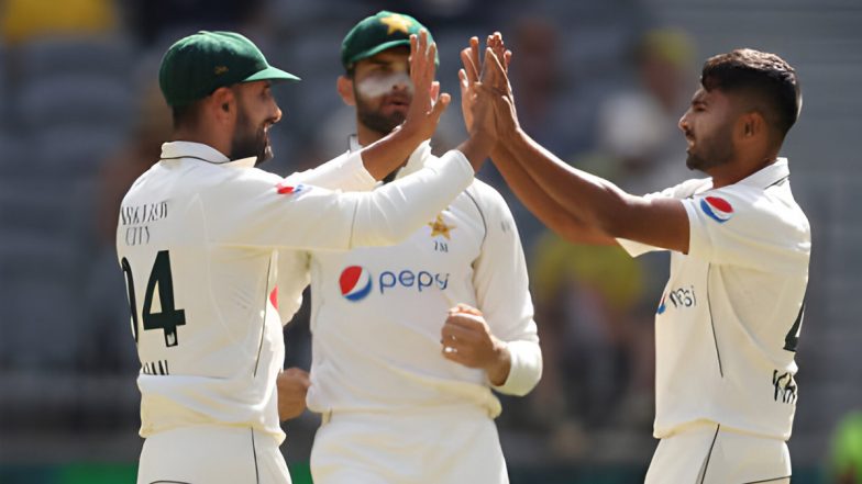 AUS vs PAK: पाकिस्तान ने बॉक्सिंग डे टेस्ट के लिए 12 खिलाड़ियों का किया ऐलान, सरफराज अहमद बाहर, मोहम्मद रिजवान को मिली जगह