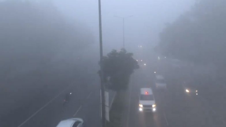 Delhi Weather Update: दिल्ली में न्यूनतम तापमान 6.8 डिग्री सेल्सियस, एक्यूआई 'संतोषजनक'