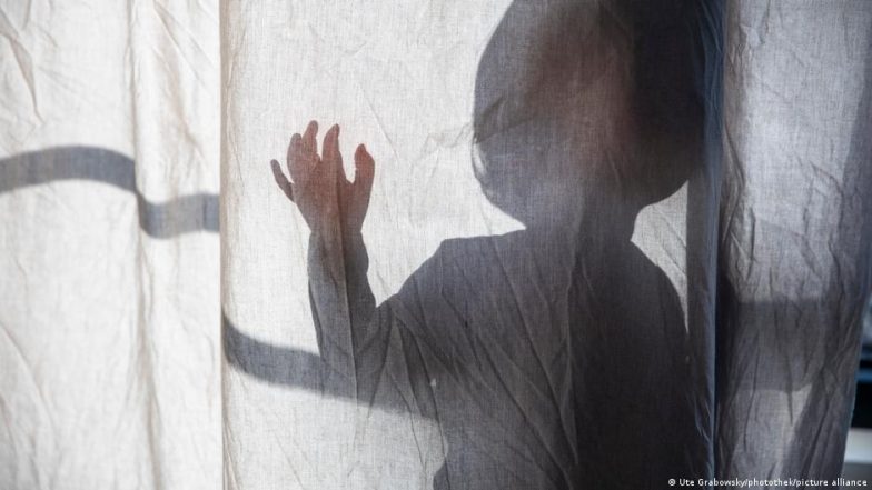 एआई से बनाई जा रही हैं बच्चों की नग्न तस्वीरें: रिपोर्ट