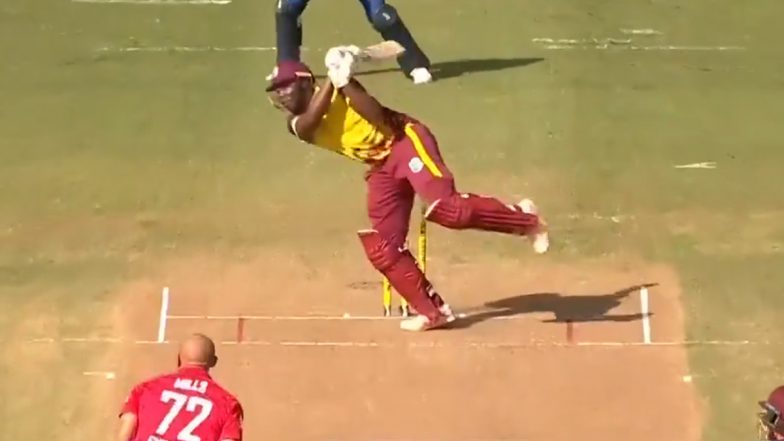 Andre Russell Powerfull Shot Video: वेस्टइंडीज बनाम इंग्लैंड दूसरे टी20 मैच के दौरान आंद्रे रसेल ने जड़ा विस्फोटक छक्का, ताकत का किया प्रदर्शन, देखें वीडियो