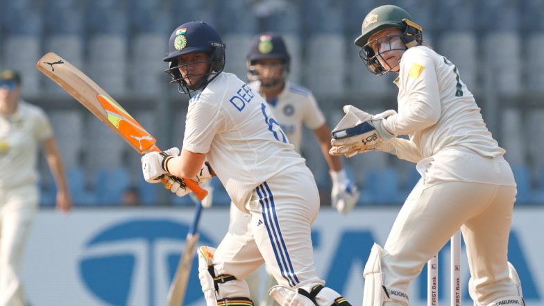 IND W vs AUS W Test Live: भारतीय टीम की पहली पारी 406 रनों पर सिमटी, चार खिलाड़ियों ने जड़ा अर्धशतक