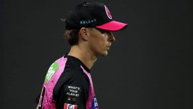 Tom Curran Ruled Out of the BBL: RCB के आल राउंडर टॉम कुरेन घुटने की चोट के कारण बिग बैश लीग से हुए बाहर, सिडनी सिक्सर्स ने दी जानकारी