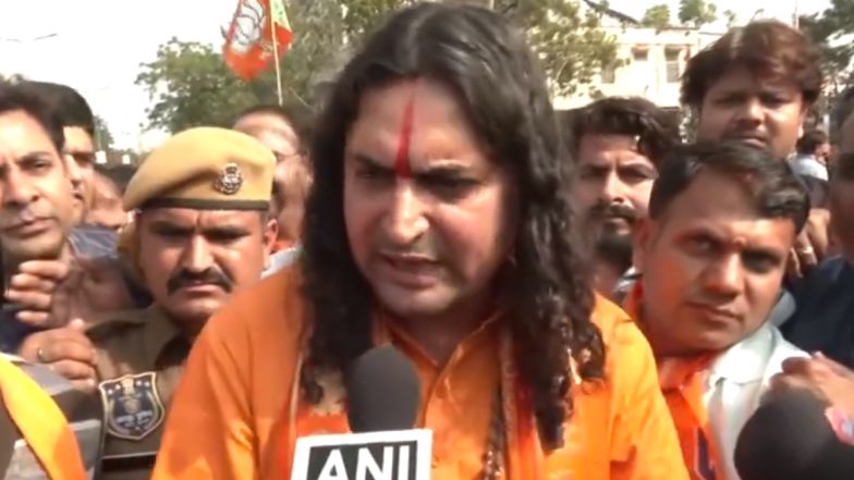 Rajasthan: सांसद धीरज साहू के खिलाफ जयपुर में विरोध प्रदर्शन, BJP ने कहा- अलमारियों में 310 करोड़ से ज्यादा मिले हैं, कांग्रेस की सरकारों ने लूट मचाई है