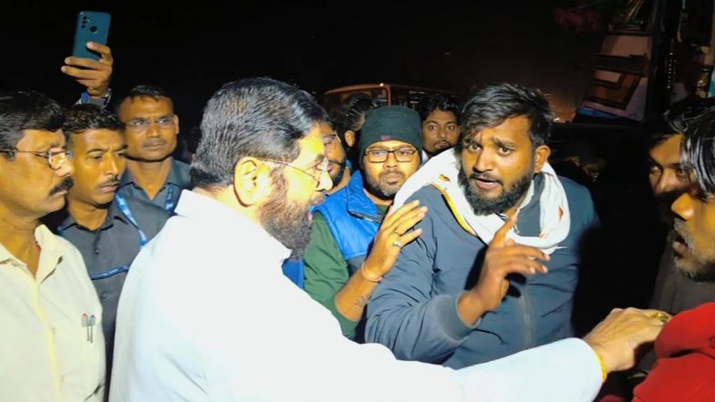 VIDEO: सड़क दुर्घटना में घायल युवक के लिए संकटमोचक बने महाराष्ट्र के CM एकनाथ शिंदे, अपने काफिले की एंबुलेंस से अस्पताल भिजवाया