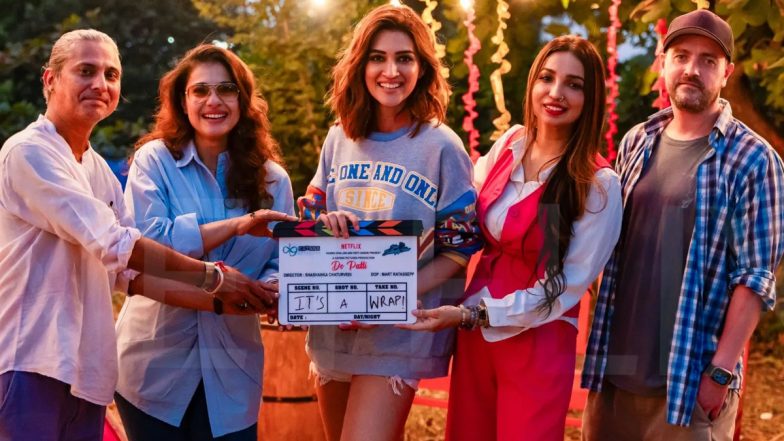 Do Patti: कृति सेनन और काजोल स्टारर 'दो पत्ती' की शूटिंग हुई पूरी, अगले साल नेटफ्लिक्स पर रिलीज होगी फिल्म (View Pics)