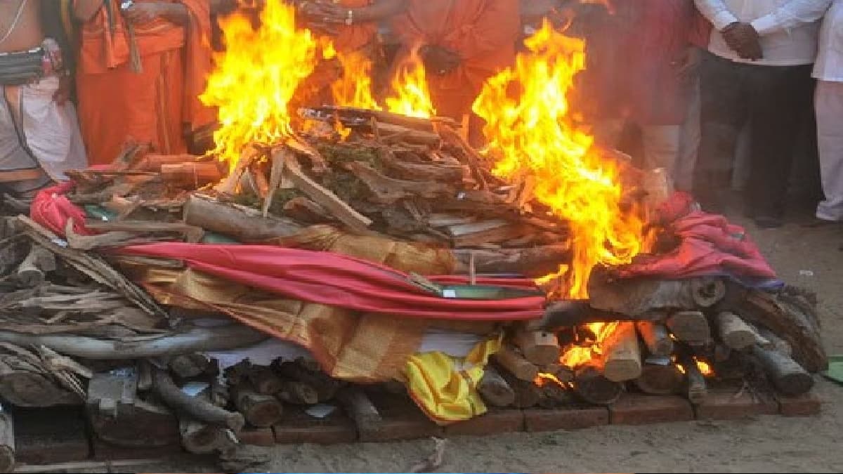 Goa Massacre: बच्चे का हुआ अंतिम संस्कार, मां पर हत्या का आरोप