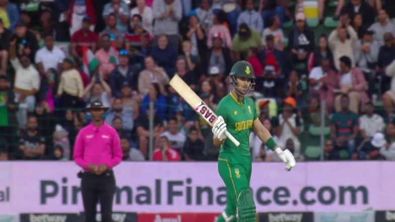 Reeza Hendricks Half Century: भारत के खिलाफ दूसरे वनडे में रीज़ा हेंड्रिक्स ने ठोका अपना पहला अर्धशतक, टोनी डी ज़ोरज़ी के साथ मिलकर टीम को दिलाई अच्छी शुरुआत