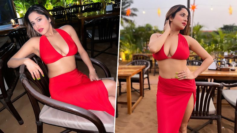 Kate Sharma का सिजलिंग रेड आउटफिट में दिखा स्टनिंग अवतार, एक्ट्रेस ने फैंस को दी Merry Christmas की शुभकामनाएं (View Pics)