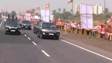 Gujarat PM Modi Road Show: सूरत में पीएम मोदी का रोड शो, स्वागत के लिए लोगों की उमड़ी भीड़- देखें वीडियो