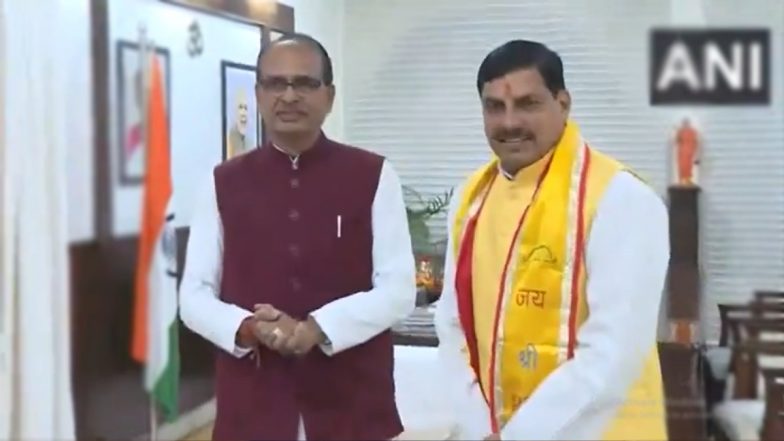 MP: मोहन यादव मध्य प्रदेश सीएम निवास पहुंचे, शिवराज सिंह चौहान ने दी बधाई, देखें वीडियो