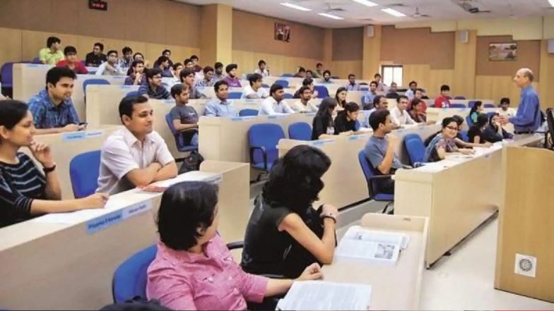 BREAKING: UGC का बड़ा फैसला: M.Phil. अब मान्यता प्राप्त डिग्री नहीं, छात्र ना कराएं एडमिशन