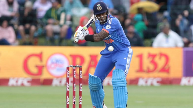 Suryakumar Yadav Century: दक्षिण अफ्रीका के खिलाफ तीसरे टी20 मैच में सूर्यकुमार यादव ने लगाया अपना चौथा शतक, टीम इंडिया बड़ी स्कोर को ओर