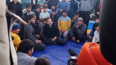 Rahul Gandhi meets Wrestlers: पहलवानों के अखाड़े में पहुंचे राहुल गांधी, कुश्ती संघ के विवाद के बीच बजरंग पूनिया से की मुलाकात