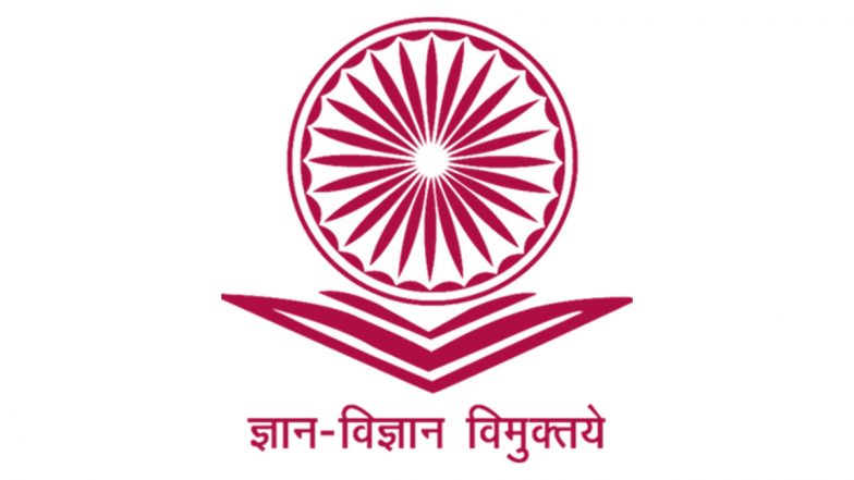 UGC ने विश्वविद्यालयों से कहा- MPhil मान्यता प्राप्त डिग्री नहीं, 2023-24 सत्र के प्रवेश के लिए रोक लगाए
