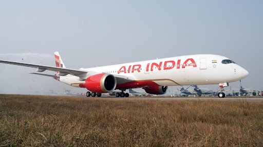 Air India का ऐलान, यात्री बिना किसी अतिरिक्त शुल्क के टिकटों को रि-शिड्यूल या कैंसिल करें
