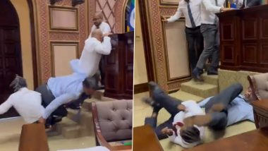 Maldives Parliament Fight Video: मालदीव संसद में झड़प, मुइज्जू कैबिनेट की मतदान के दौरान एक दूसरे को पटकते दिखें सदस्य, घिनौना हरकत का वीडियो हुआ वायरल