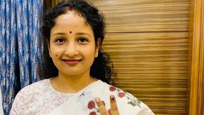 Jharkhand: हेमंत सोरेन की पत्नी कल्पना सोरेन हो सकती हैं झारखंड की नई सीएम ! सत्तारूढ़ गठबंधन के विधायकों की बैठक में बनी रणनीति