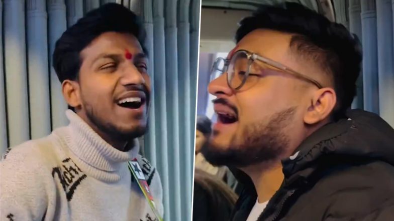 Ram Aayenge In Delhi Metro: दिल्ली मेट्रों में लड़कों ने गाया राम भजन, भक्ति में झूम उठे यात्री; वीडियो हुआ वायरल