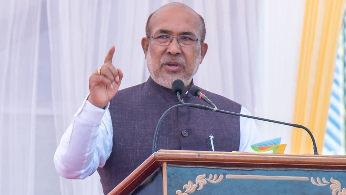 मणिपुर के CM एन. बीरेन सिंह ने लोगों से मूल निवासियों की रक्षा के लिए वोट डालने का आग्रह किया