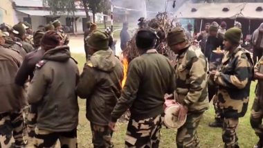 BSF Jawans Celebrate Lohri: देशभर में लोहड़ी की धूम, बीएसएफ के जवानों ने जम्मू-कश्मीर के सांबा में कुछ इस तरह मनाई, देखें वीडियो