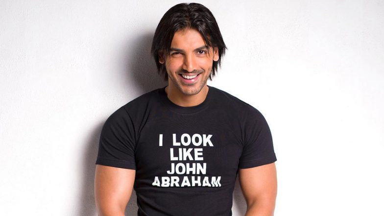 John Abraham Khar Bungalow: मुंबई के पॉस इलाके में जॉन अब्राहम ने खरीदा आलीशान बंगला, जानिए कितनी है इसकी कीमत!