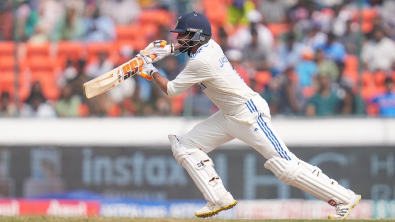 Ravindra Jadeja Century: इंग्लैंड के खिलाफ तीसरे टेस्ट में रवीन्द्र जड़ेजा ने अपने होम ग्राउंड पर ठोका अपना चौथा शतक
