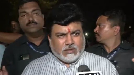 Shiv Sena MLAs Disqualification: महाराष्ट्र विधानसभा अध्यक्ष राहुल नार्वेकर के फैसले का शिंदे सरकार में मंत्री उदय सामंत ने किया स्वागत, कहा- 'कद्दर कौन हो गया फाइनल- VIDEO