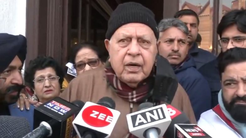 Farooq Abdullah Attack on Ghulam Nabi Azad: गुलाम नबी आजाद पर भड़के फारूक अब्दुल्ला, कहा- पीएम मोदी से मिलना होगा तो रात में नहीं दिन में मिलूंगा- VIDEO