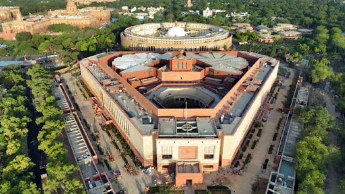 Budget Session 2024: संसद का बजट सत्र आज से, दोनों सदनों को संबोधित करेंगी राष्ट्रपति, कल पेश होगा अंतरिम बजट